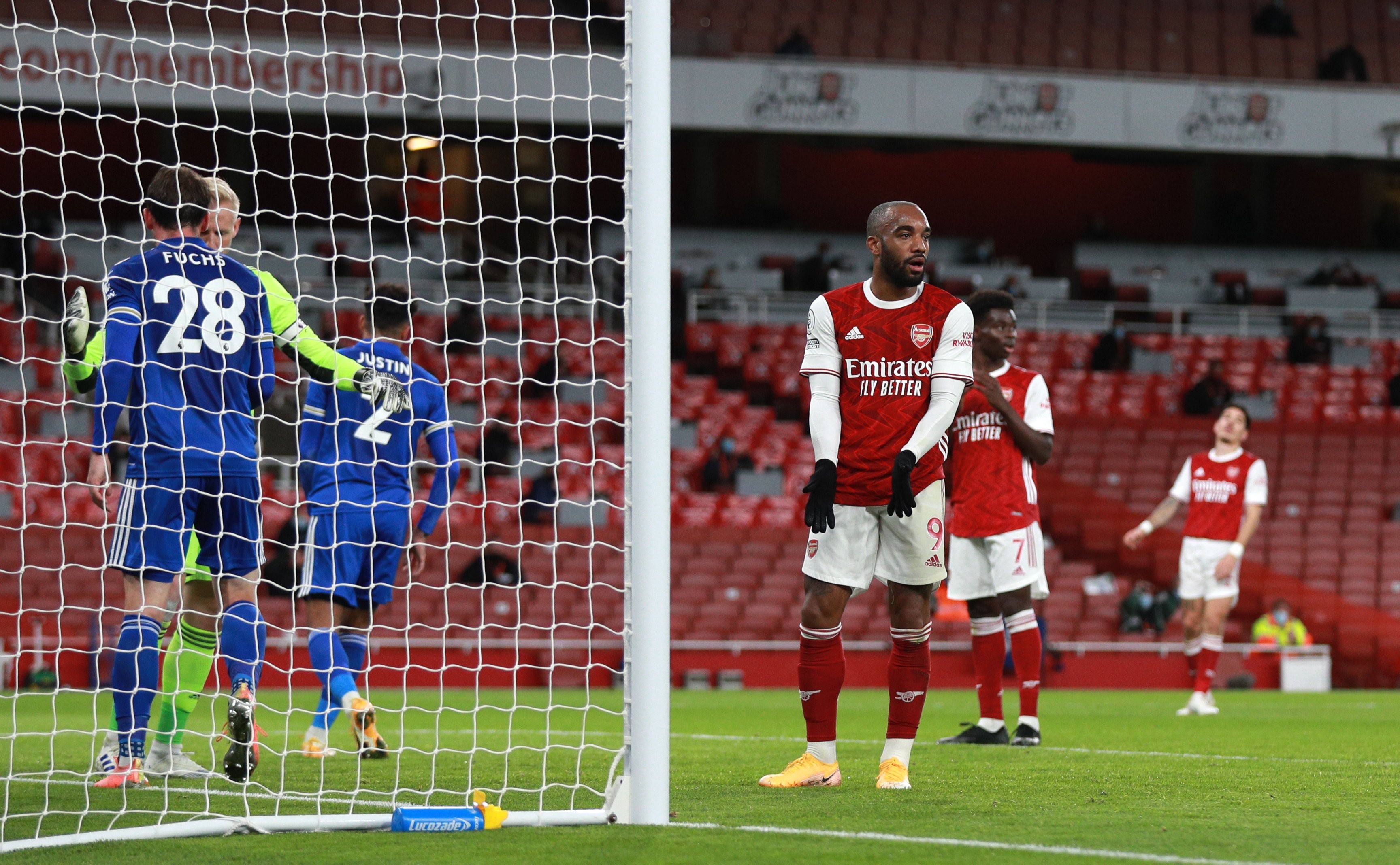 在这个背景 在这个背景